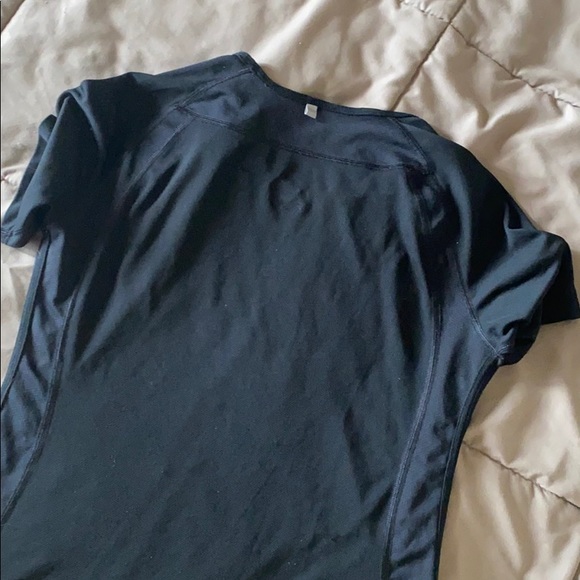 Nike dry fit shirt - Picture 3 of 3